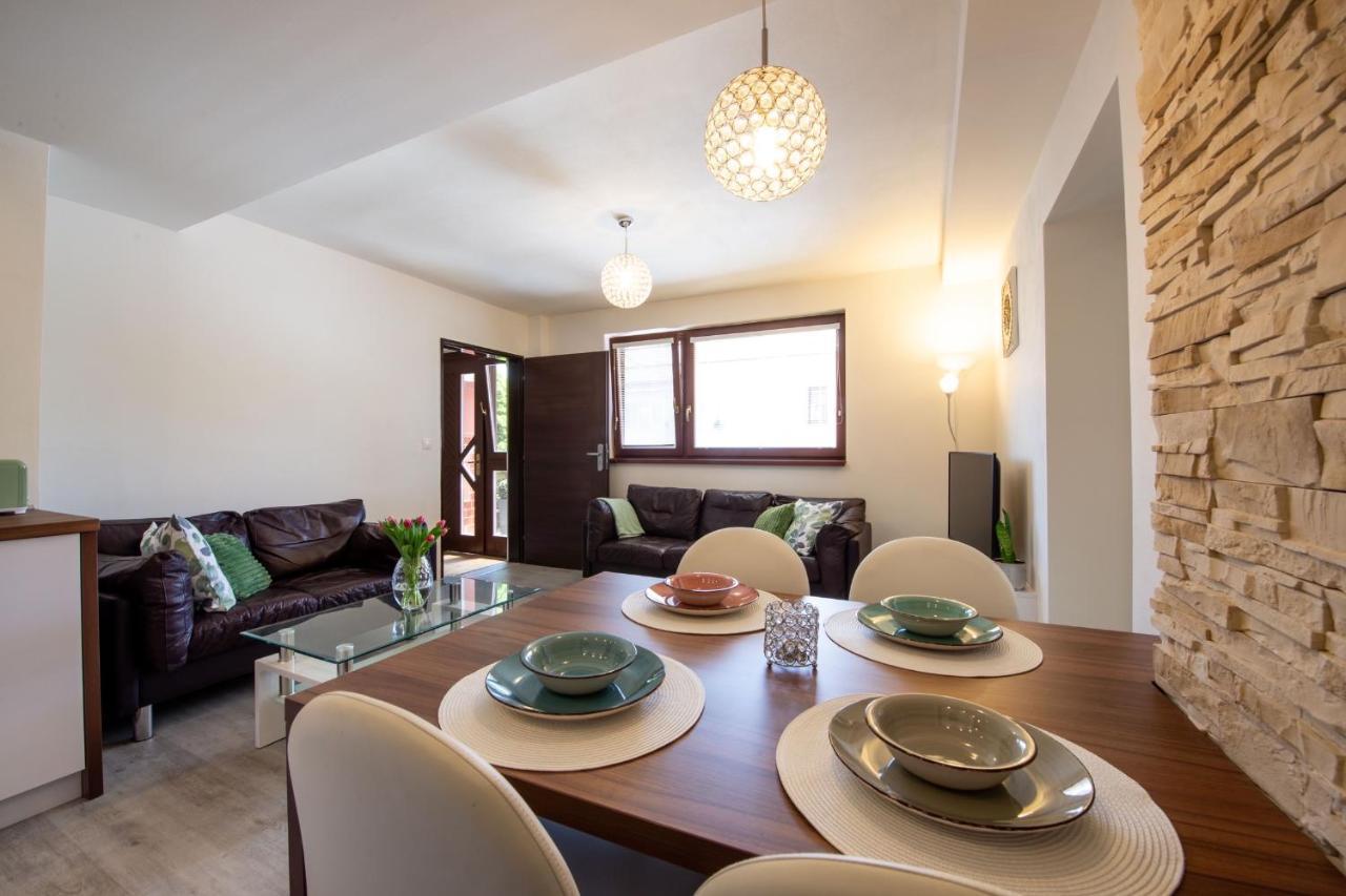 Apartman Mandala Banská Bystrica Exterior foto
