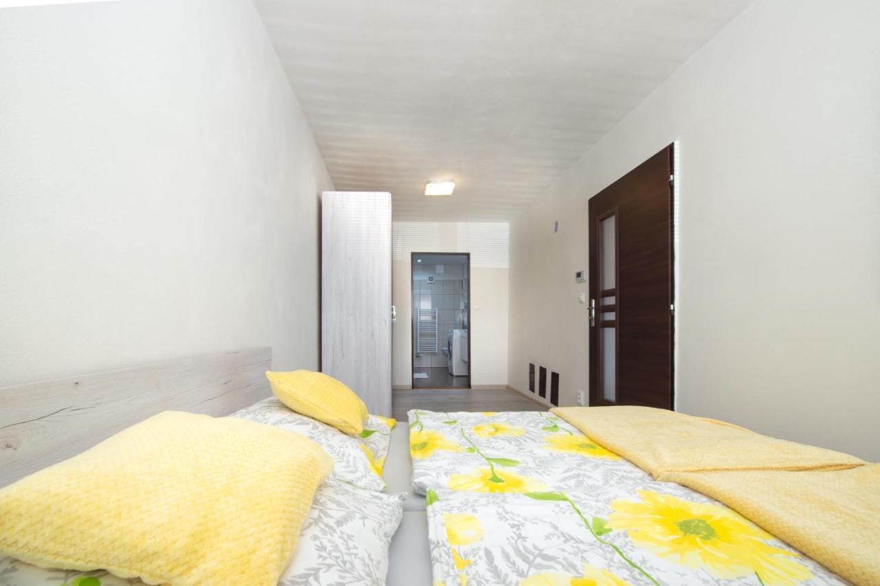 Apartman Mandala Banská Bystrica Exterior foto