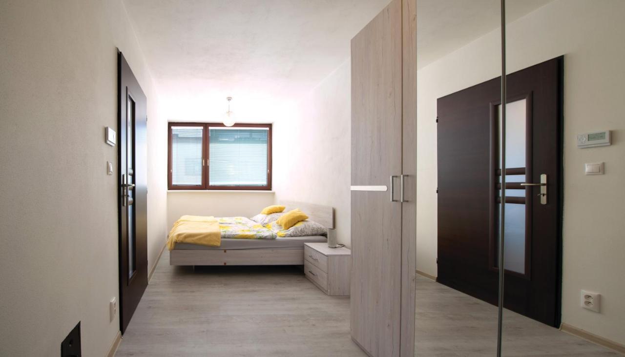 Apartman Mandala Banská Bystrica Exterior foto